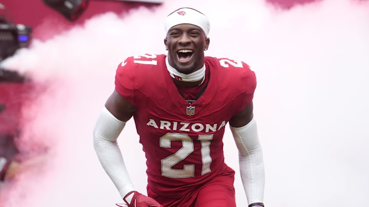 Arizona Cardinals cornerback Garrett Williams (21) is introduced before their game against the Carolina Panthers at State Farm Stadium on Sept 14, 2025.