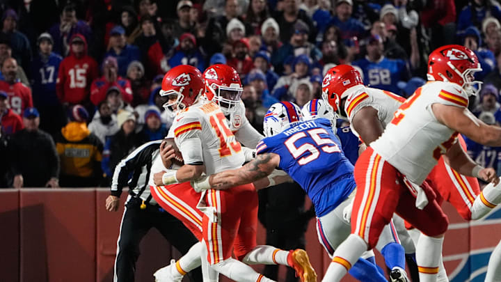 Nov 2, 2025; Orchard Park, New York, USA; Kansas City Chiefs quarterback Patrick Mahomes (15) is brought down by Buffalo Bills defensive end Michael Hoecht (55) in the third quarter at Highmark Stadium. Mandatory Credit: Gregory Fisher-Imagn Images Nov 2, 2025; Orchard Park, New York, USA; Kansas City Chiefs quarterback Patrick Mahomes (15) is brought down by Buffalo Bills defensive end Michael Hoecht (55) in the third quarter at Highmark Stadium. Mandatory Credit: Gregory Fisher-Imagn Images