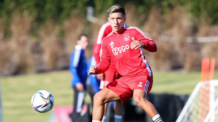 Lisandro Martinez Lisandro Martinez