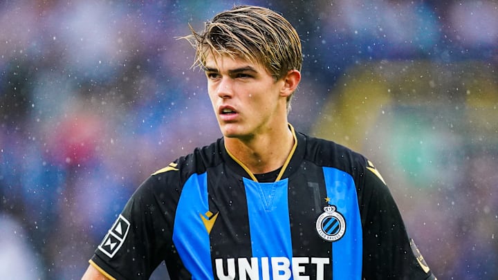 Charles De Ketelaere est un nouveau joueur de l'AC Milan