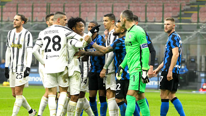 Equipes duelam pela vaga da Champions League. Equipes duelam pela vaga da Champions League.