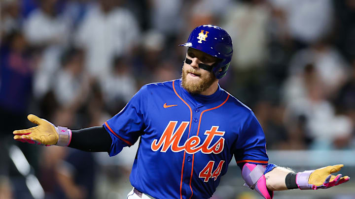 New York Yankees v New York Mets