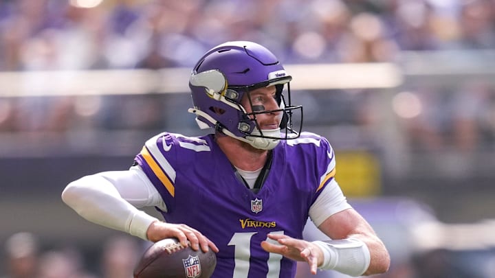 Carson Wentz and the Minnesota Vikings are favored against the Pittsburgh Steelers on Sunday.