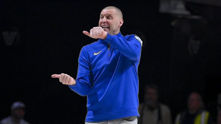 Jan 27, 2026; Nashville, Tennessee, USA; Kentucky Wildcats head coach Mark Pope directs his team against the Vanderbilt Commodores during the first half at Memorial Gymnasium. Mandatory Credit: Steve Roberts-Imagn Images Jan 27, 2026; Nashville, Tennessee, USA; Kentucky Wildcats head coach Mark Pope directs his team against the Vanderbilt Commodores during the first half at Memorial Gymnasium. Mandatory Credit: Steve Roberts-Imagn Images
