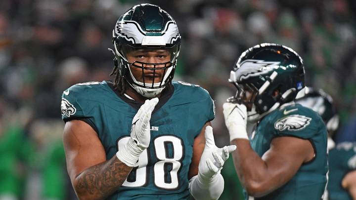 Dec 15, 2024; Philadelphia, Pennsylvania, USA; Philadelphia Eagles defensive tackle Jalen Carter (98) against the Pittsburgh Steelers at Lincoln Financial Field. Mandatory Credit: Eric Hartline-Imagn Images Dec 15, 2024; Philadelphia, Pennsylvania, USA; Philadelphia Eagles defensive tackle Jalen Carter (98) against the Pittsburgh Steelers at Lincoln Financial Field. Mandatory Credit: Eric Hartline-Imagn Images