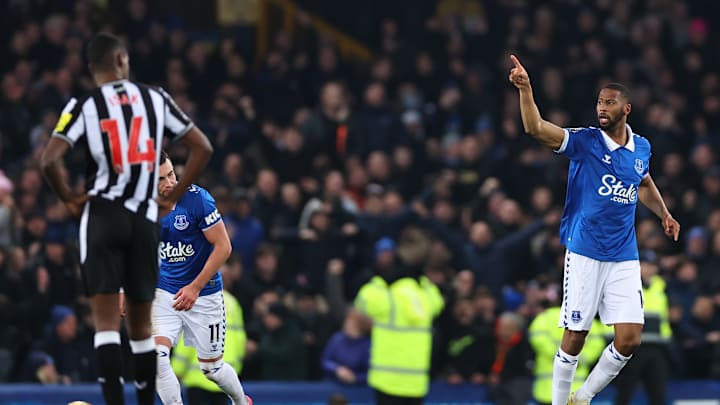 Everton FC v Newcastle United - Premier League