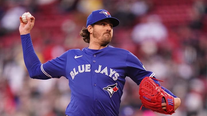 The Blue Jays are underdogs on the road on Monday night.