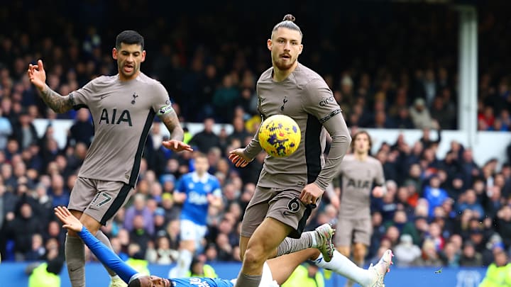 Everton FC v Tottenham Hotspur - Premier League