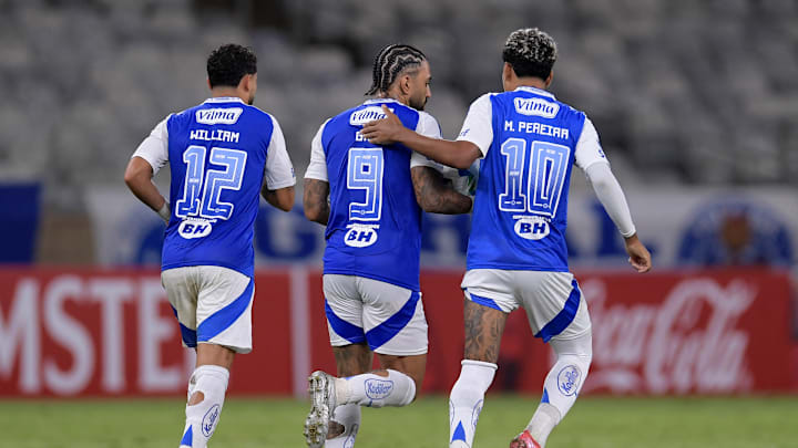 Cruzeiro x Vila Nova se enfrentam pela Copa do Brasil