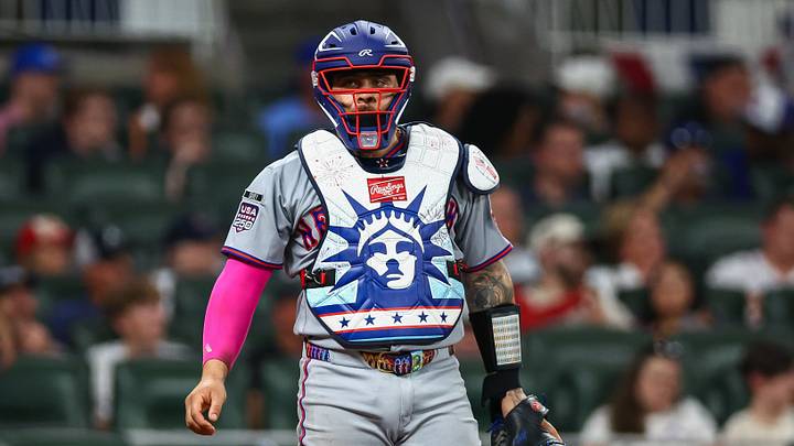 Jul 4, 2026; Cumberland, Georgia, USA; A detailed view of the chest protector of New York Mets catcher Francisco Alvarez (4) against the Atlanta Braves in the fifth inning at Truist Park. Mandatory Credit: Colin Hubbard-Imagn Images Jul 4, 2026; Cumberland, Georgia, USA; A detailed view of the chest protector of New York Mets catcher Francisco Alvarez (4) against the Atlanta Braves in the fifth inning at Truist Park. Mandatory Credit: Colin Hubbard-Imagn Images