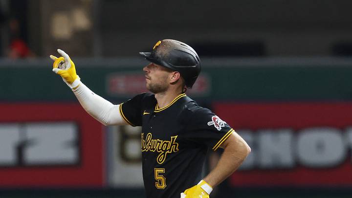 Sep 16, 2026; Pittsburgh, Pennsylvania, USA; Pittsburgh Pirates second baseman Brandon Lowe (5) circles the bases on a two run home run against the Milwaukee Brewers during the fifth inning at PNC Park. Mandatory Credit: Charles LeClaire-Imagn Images Sep 16, 2026; Pittsburgh, Pennsylvania, USA; Pittsburgh Pirates second baseman Brandon Lowe (5) circles the bases on a two run home run against the Milwaukee Brewers during the fifth inning at PNC Park. Mandatory Credit: Charles LeClaire-Imagn Images