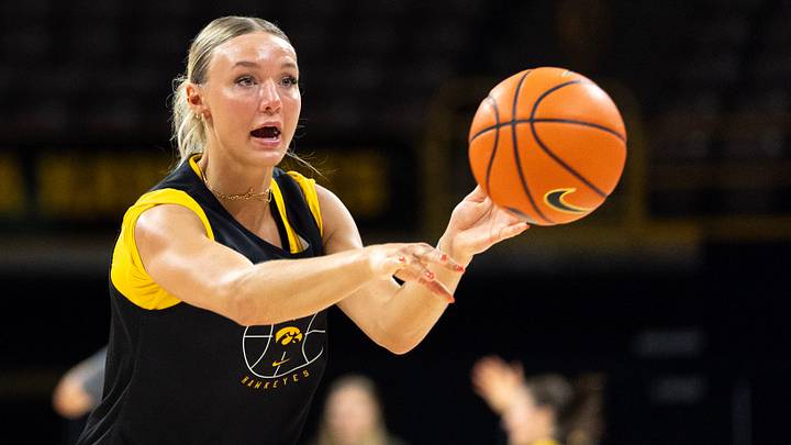 Iowa guard Amari Whiting (15) passes the basketball during practice June 25, 2026 at Carver-Hawkeye Arena in Iowa City, Iowa.