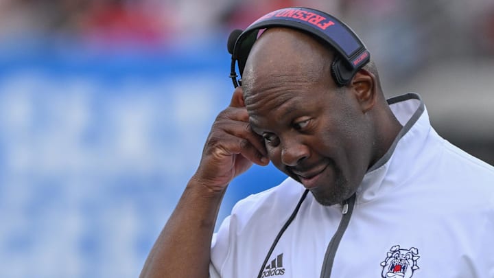 Nov 30, 2024; Pasadena, California, USA; Fresno State Bulldogs head coach Tim Skipper during the second quarter against the UCLA Bruins at Rose Bowl. Mandatory Credit: Robert Hanashiro-Imagn Images