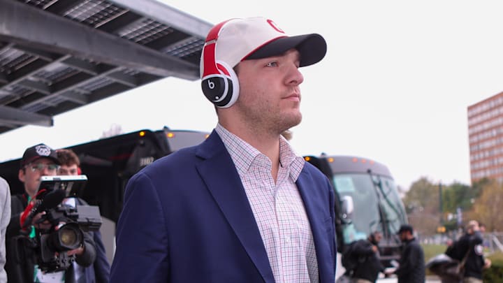 Georgia QB Gunner Stockton made the decision to stick with the Bulldogs, even if his financial bottom line is a bit skinnier than it likely would have been on the open market. Georgia QB Gunner Stockton made the decision to stick with the Bulldogs, even if his financial bottom line is a bit skinnier than it likely would have been on the open market.