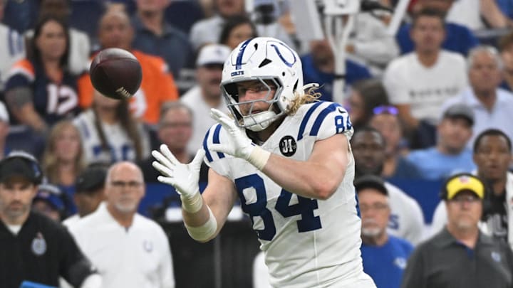 Sep 14, 2025; Indianapolis, Indiana, USA; Indianapolis Colts tight end Tyler Warren (84) makes a catch during the fourth quarter against the Denver Broncos at Lucas Oil Stadium. Sep 14, 2025; Indianapolis, Indiana, USA; Indianapolis Colts tight end Tyler Warren (84) makes a catch during the fourth quarter against the Denver Broncos at Lucas Oil Stadium.