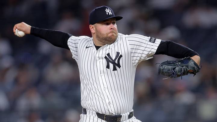 May 5, 2026; Bronx, New York, USA; New York Yankees pitcher David Bednar (53) pitches against the Texas Rangers during the ninth inning at Yankee Stadium. Mandatory Credit: Brad Penner-Imagn Images May 5, 2026; Bronx, New York, USA; New York Yankees pitcher David Bednar (53) pitches against the Texas Rangers during the ninth inning at Yankee Stadium. Mandatory Credit: Brad Penner-Imagn Images