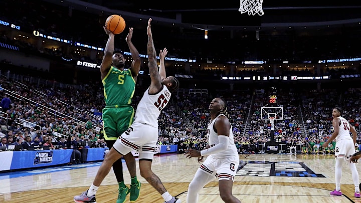 Former South Carolina basketball guard Jermaine Couisnard and his Oregon Ducks ended the Gamecocks' season on Thursday.