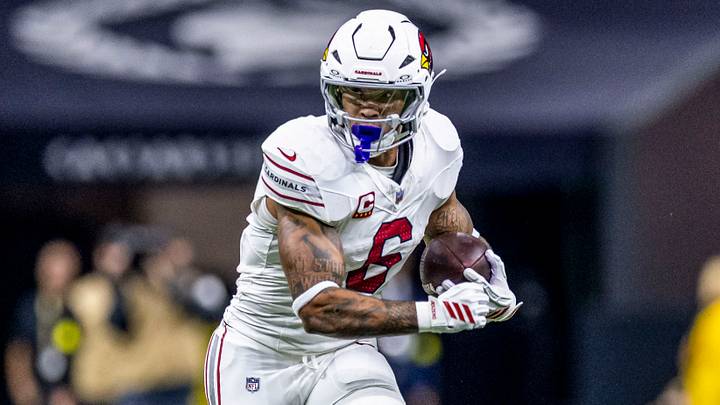 Sep 7, 2025; New Orleans, Louisiana, USA; Arizona Cardinals running back James Conner (6) dodges New Orleans Saints linebacker Pete Werner (20) during the first quarter at Caesars Superdome. Mandatory Credit: Stephen Lew-Imagn Images Sep 7, 2025; New Orleans, Louisiana, USA; Arizona Cardinals running back James Conner (6) dodges New Orleans Saints linebacker Pete Werner (20) during the first quarter at Caesars Superdome. Mandatory Credit: Stephen Lew-Imagn Images