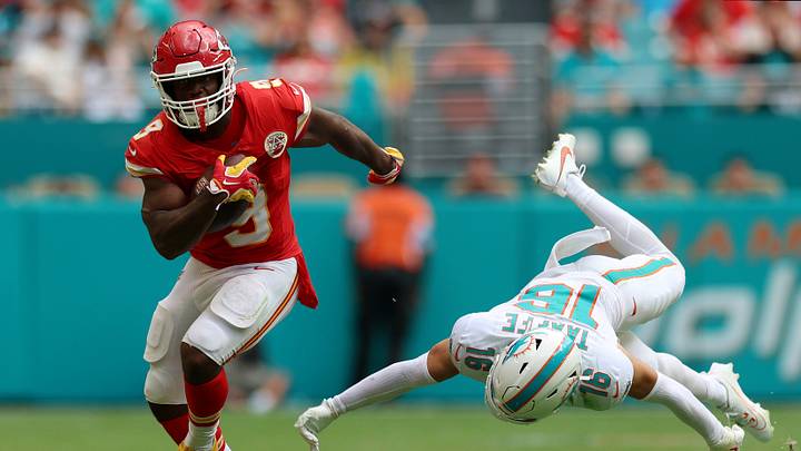 Kansas City Chiefs running back Kenneth Walker III (9)