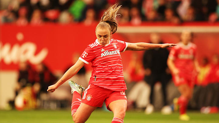 Georgia Stanway schoss ihre Farben an die Tabellenspitze