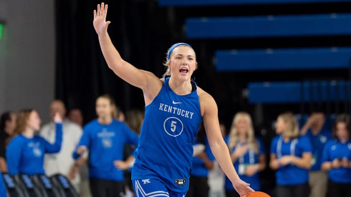 Kentucky Wildcats guard Cassidy Rowe (5) calls a play during the Kentucky Blue-White preseason event on Friday, Oct. 18, 2024 at the Memorial Coliseum.
