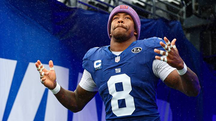 Sep 27, 2026; East Rutherford, New Jersey, USA; New York Giants safety Jevon Holland (8) enters the field before the game against the Tennessee Titans at MetLife Stadium. Sep 27, 2026; East Rutherford, New Jersey, USA; New York Giants safety Jevon Holland (8) enters the field before the game against the Tennessee Titans at MetLife Stadium.