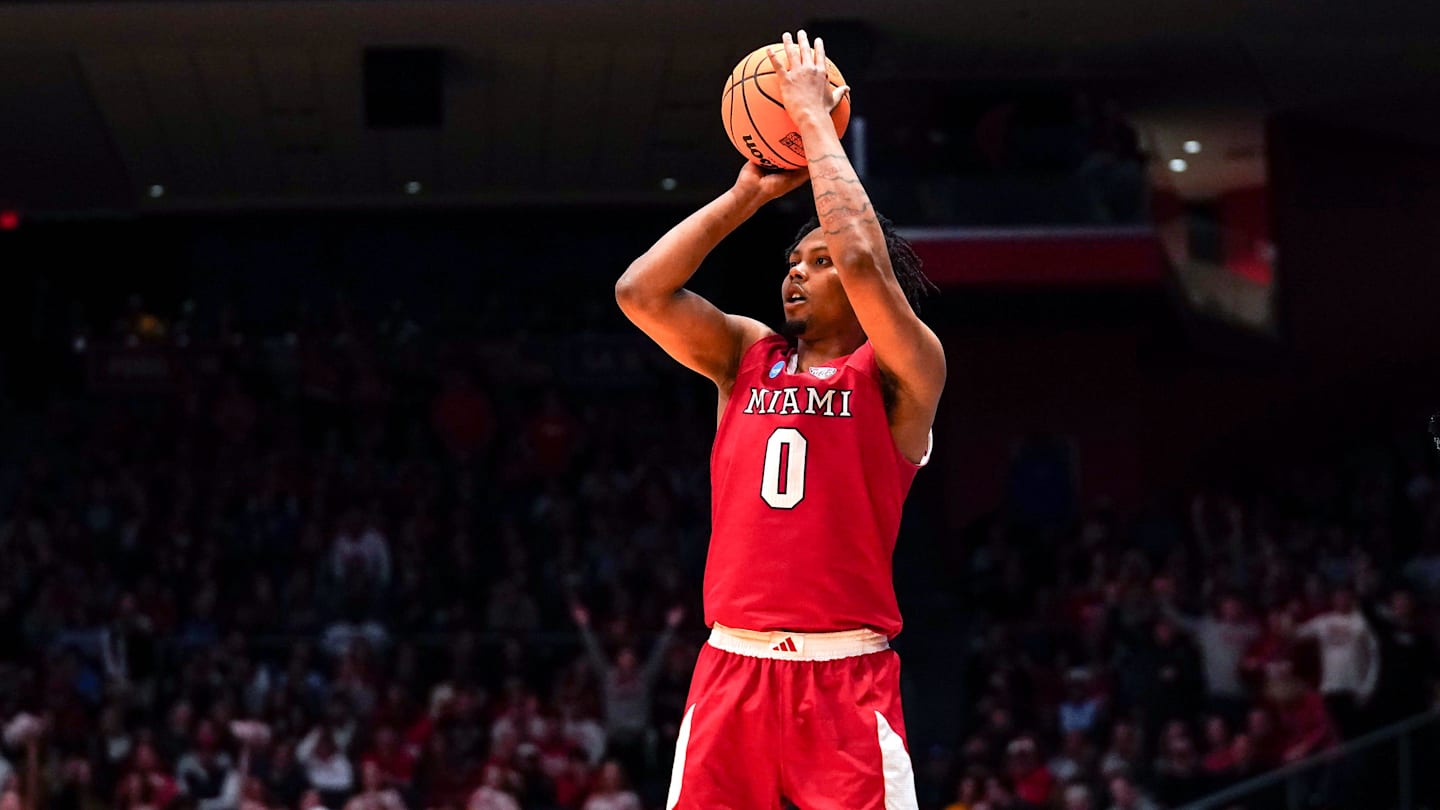 Miami (OH) Transfer Eian Elmer Emerging as Potential Fit for Baylor