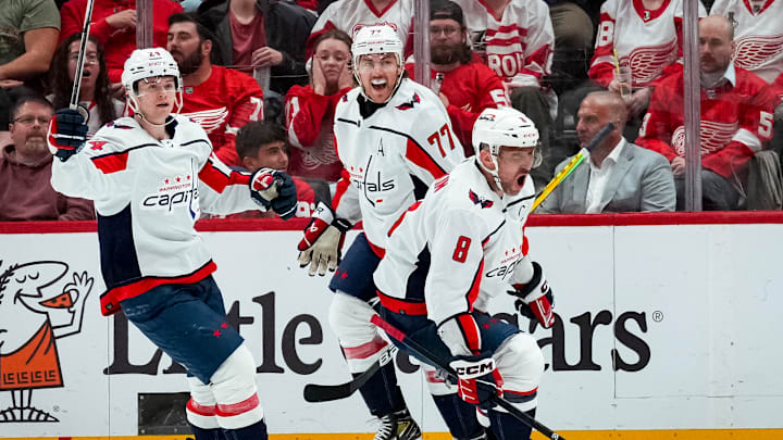 Connor McMichael, T.J. Oshie, Alex Ovechkin, Washington Capitals 