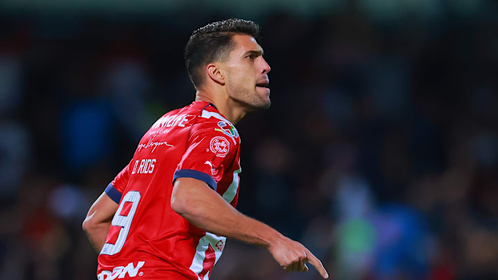 Las posibles bajas de Chivas para el Apertura 2023 Las posibles bajas de Chivas para el Apertura 2023