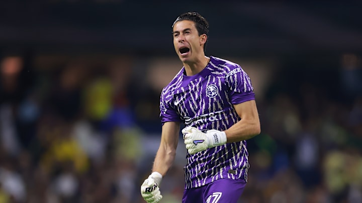 Óscar Jiménez seguiría en América Óscar Jiménez seguiría en América