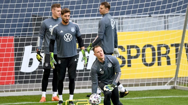 Der Kampf um Rang eins im deutschen Tor ist relativ eindeutig