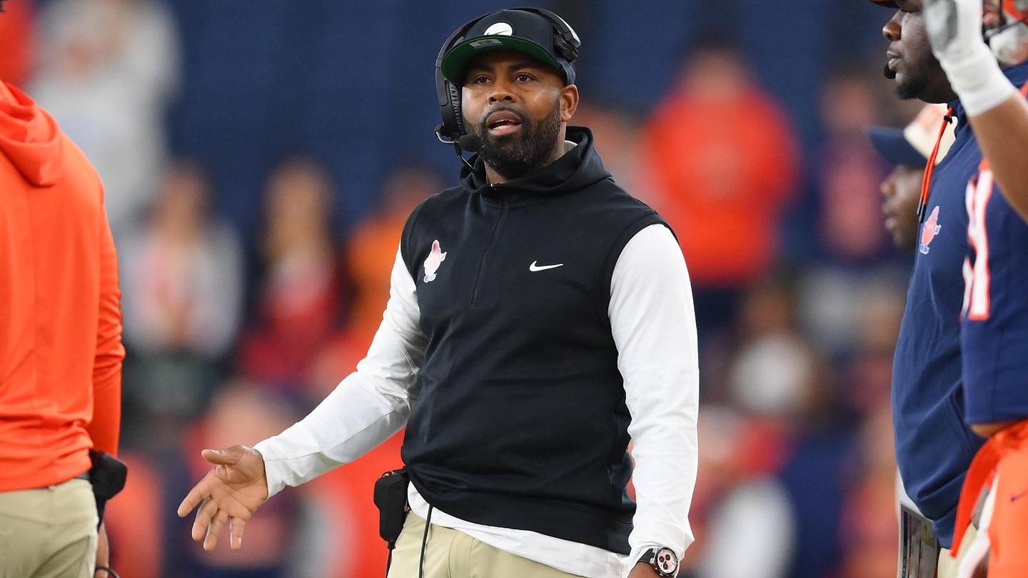 Syracuse's Fran Brown and fellow head coaches propose a new college football calendar