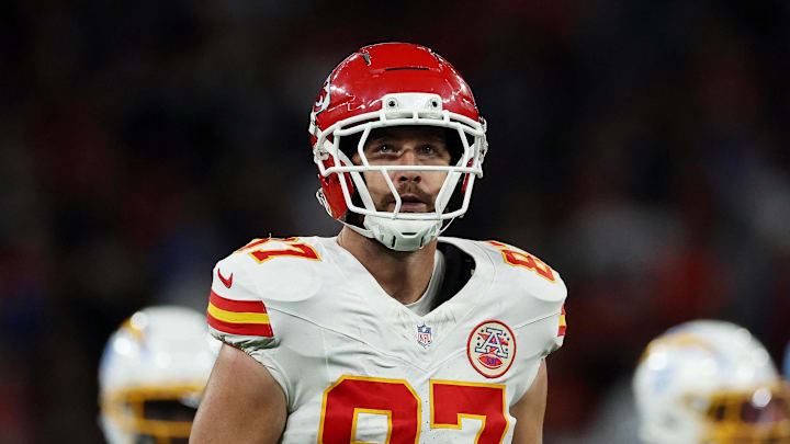 [US, Mexico & Canada customers only] Sep 5, 2025; Sao Paulo, BRAZIL; Kansas City Chiefs tight end Travis Kelce (87) looks on against the Los Angeles Chargers in the second half during a NFL game at Corinthians Arena. Mandatory Credit: Amanda Perobelli/Reuters via Imagn Images