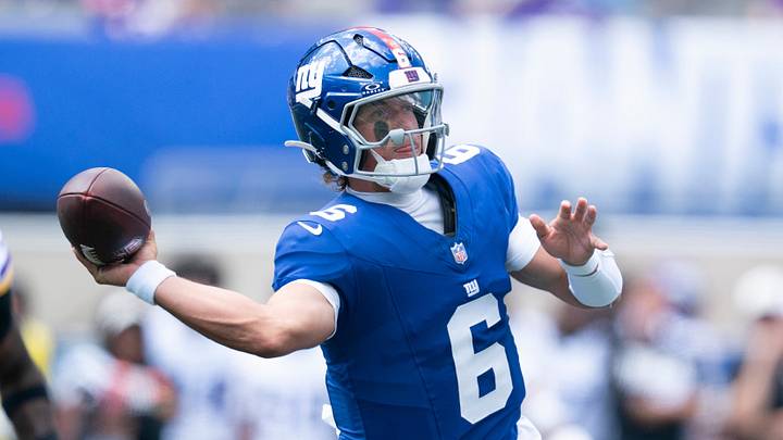 New York Giants quarterback Jaxson Dart (6) throws a pass during a preseason opening game between the New York Giants and Minnesota Vikings on Saturday, Aug. 15, 2026, at MetLife Stadium in East Rutherford, NJ. New York Giants quarterback Jaxson Dart (6) throws a pass during a preseason opening game between the New York Giants and Minnesota Vikings on Saturday, Aug. 15, 2026, at MetLife Stadium in East Rutherford, NJ.