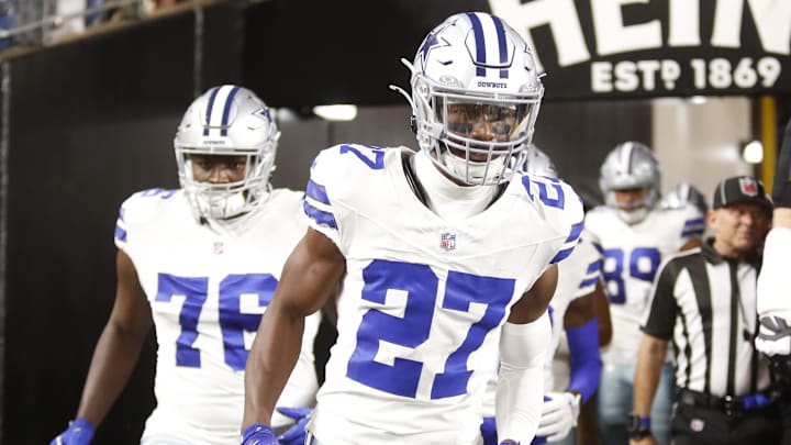 Dallas Cowboys cornerback Amani Oruwariye takes the field to play the Pittsburgh Steelers at Acrisure Stadium. Mandatory Credit: Charles LeClaire-Imagn Images