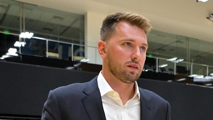 Aug 2, 2025; El Segundo, CA, USA; Los Angeles Lakers guard Luka Doncic (77) following a press conference announcing the signing of a 3-year, $165 million contract extension at UCLA Health Training Center. Mandatory Credit: Jayne Kamin-Oncea-Imagn Images Aug 2, 2025; El Segundo, CA, USA; Los Angeles Lakers guard Luka Doncic (77) following a press conference announcing the signing of a 3-year, $165 million contract extension at UCLA Health Training Center. Mandatory Credit: Jayne Kamin-Oncea-Imagn Images