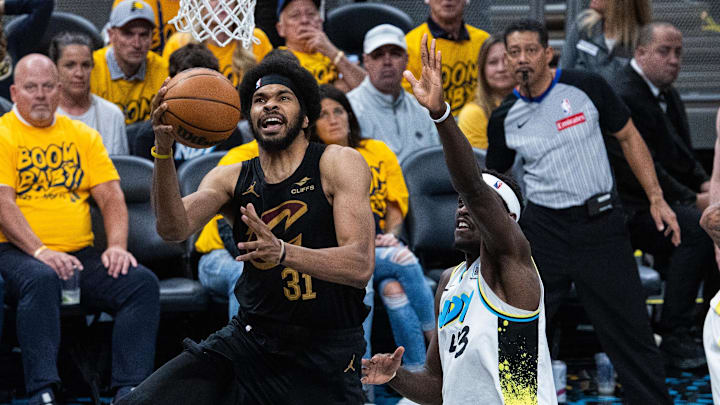 May 9, 2025; Indianapolis, Indiana, USA; Cleveland Cavaliers center Jarrett Allen (31) shoots the ball while Indiana Pacers forward Pascal Siakam (43) defends during game three of the second round for the 2025 NBA Playoffs at Gainbridge Fieldhouse. Mandatory Credit: Trevor Ruszkowski-Imagn Images May 9, 2025; Indianapolis, Indiana, USA; Cleveland Cavaliers center Jarrett Allen (31) shoots the ball while Indiana Pacers forward Pascal Siakam (43) defends during game three of the second round for the 2025 NBA Playoffs at Gainbridge Fieldhouse. Mandatory Credit: Trevor Ruszkowski-Imagn Images