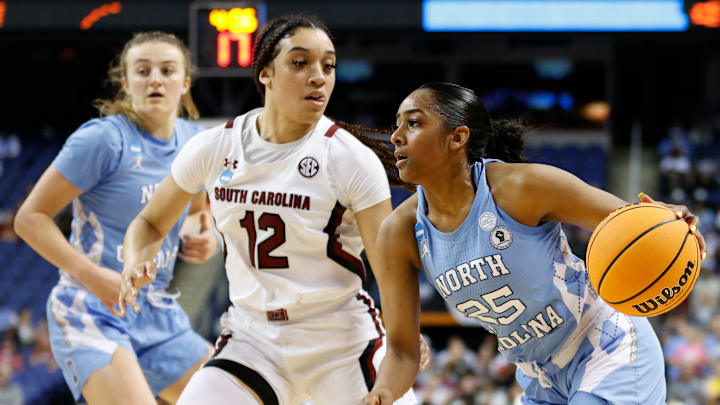 North Carolina Tar Heels v South Carolina Gamecocks