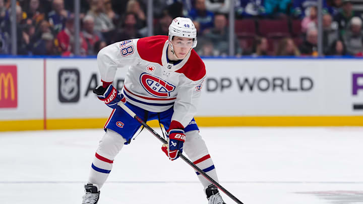Montréal Canadiens v Vancouver Canucks