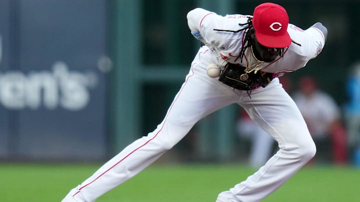 Cincinnati Reds third baseman Elly De La Cruz (44) commits an error while fielding a groundball in the first inning of a baseball game against the Minnesota Twins, Monday, Sept. 18, 2023, at Great American Ball Park in Cincinnati.