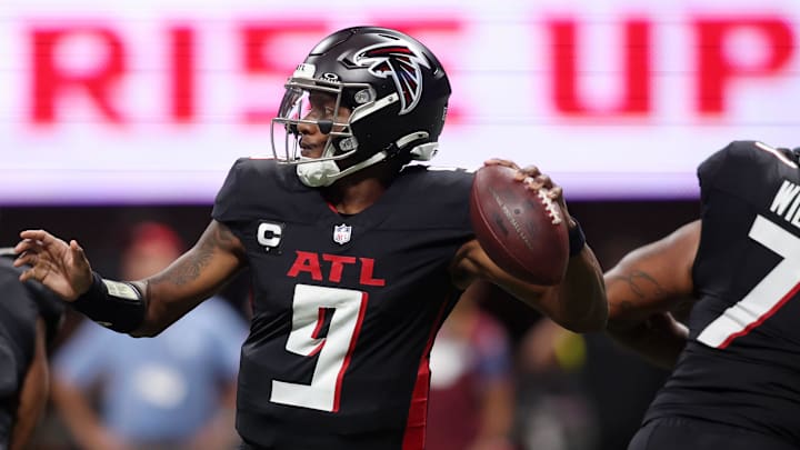 Sep 7, 2025; Atlanta, Georgia, USA; Atlanta Falcons quarterback Michael Penix Jr. (9) passes the ball against the Tampa Bay Buccaneers during the fourth quarter at Mercedes-Benz Stadium. Mandatory Credit: Brett Davis-Imagn Images