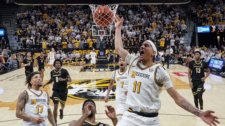 Missouri is a home underdog against Tennessee on Tuesday night.