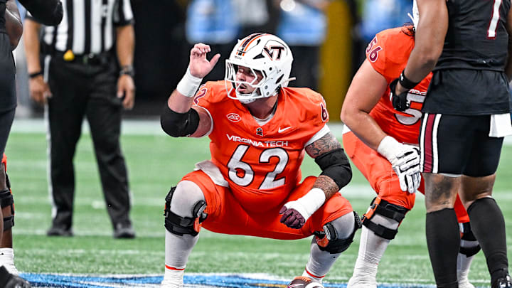 COLLEGE FOOTBALL: AUG 31 AFLAC Kickoff Game Virginia Tech vs South Carolina COLLEGE FOOTBALL: AUG 31 AFLAC Kickoff Game Virginia Tech vs South Carolina