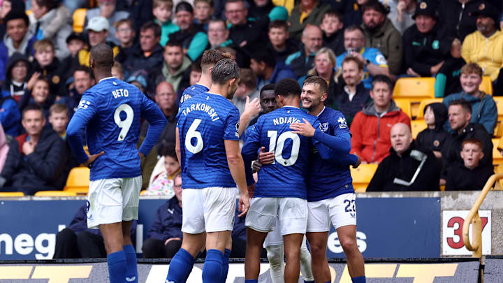 Wolverhampton Wanderers v Everton - Premier League