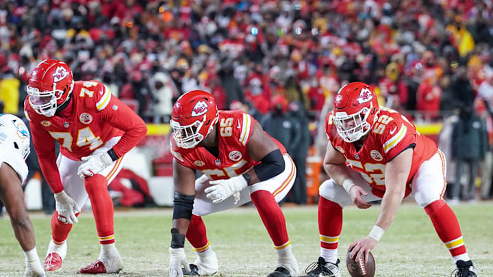 Jan 13, 2024; Kansas City, Missouri, USA; Kansas City Chiefs offensive tackle Jawaan Taylor (74) and guard Trey Smith (65) and center Creed Humphrey (52) at the line of scrimmage against the Miami Dolphins in a 2024 AFC wild card game at GEHA Field at Arrowhead Stadium. Mandatory Credit: Denny Medley-Imagn Images Jan 13, 2024; Kansas City, Missouri, USA; Kansas City Chiefs offensive tackle Jawaan Taylor (74) and guard Trey Smith (65) and center Creed Humphrey (52) at the line of scrimmage against the Miami Dolphins in a 2024 AFC wild card game at GEHA Field at Arrowhead Stadium. Mandatory Credit: Denny Medley-Imagn Images
