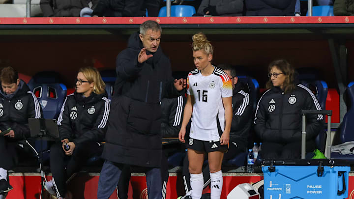 Christian Wück mit Linda Dallmann