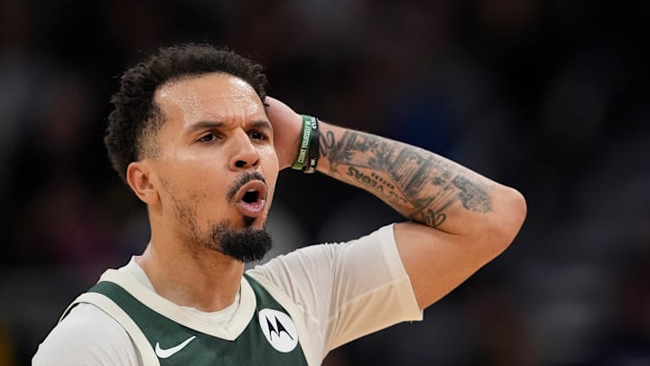 Golden State Warriors v Milwaukee Bucks Golden State Warriors v Milwaukee Bucks