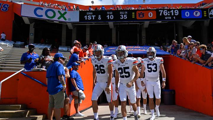 The last time that Auburn played Florida was in Gainesville in 2019. The Gators won 24-13. The last time that Auburn played Florida was in Gainesville in 2019. The Gators won 24-13.