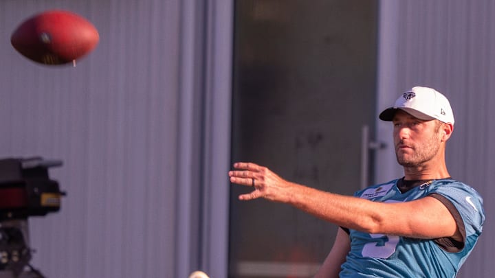 Jacksonville Jaguars punter Logan Cooke (9) warms up during the Jacksonville Jaguars’ 18th and final training camp practice at Miller Electric Center in Jacksonville, Fla. Wednesday August 20, 2025. [Doug Engle/Florida Times-Union]