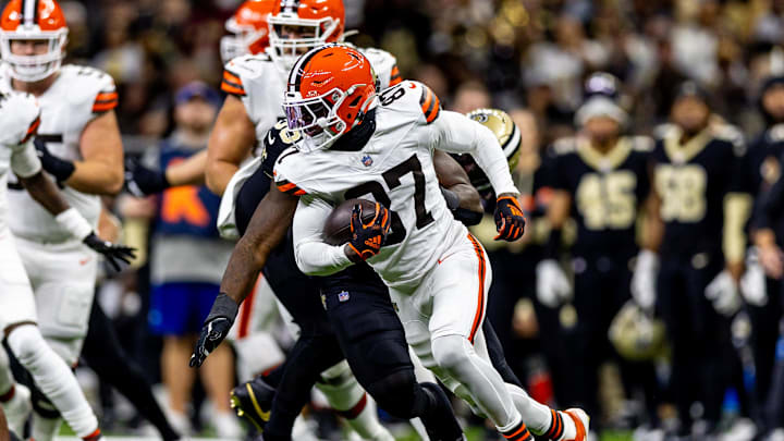 Nov 17, 2024; New Orleans, Louisiana, USA;  Cleveland Browns wide receiver Kadarius Toney (87) rushes against the New Orleans Saints during the first half at Caesars Superdome. Mandatory Credit: Stephen Lew-Imagn Images
